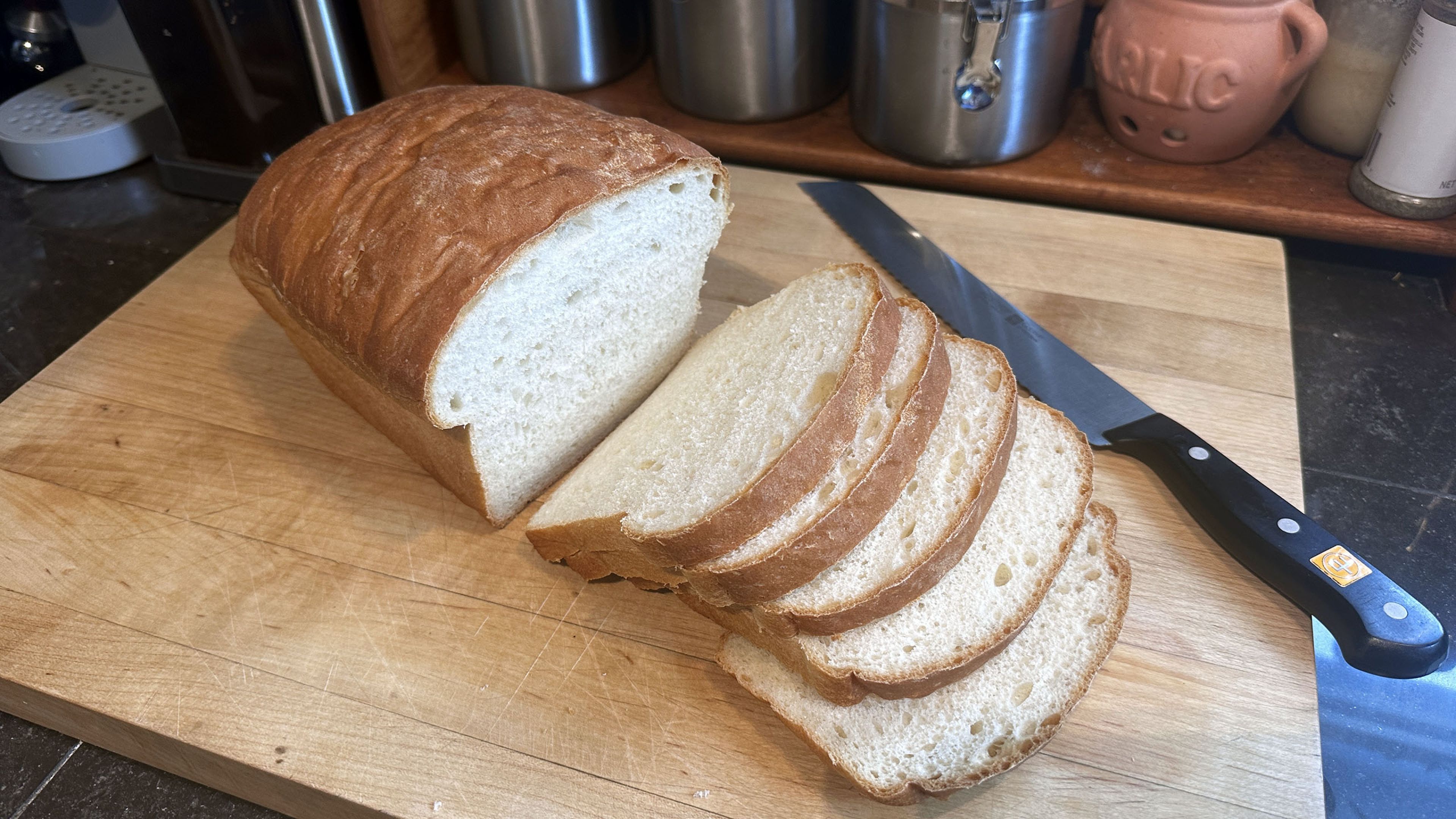 This Lazy But Delicious White Bread is the ultimate beginner-friendly recipe. No fancy techniques, no stress—just soft, homemade bread with a golden crust and a tender, pillowy inside.