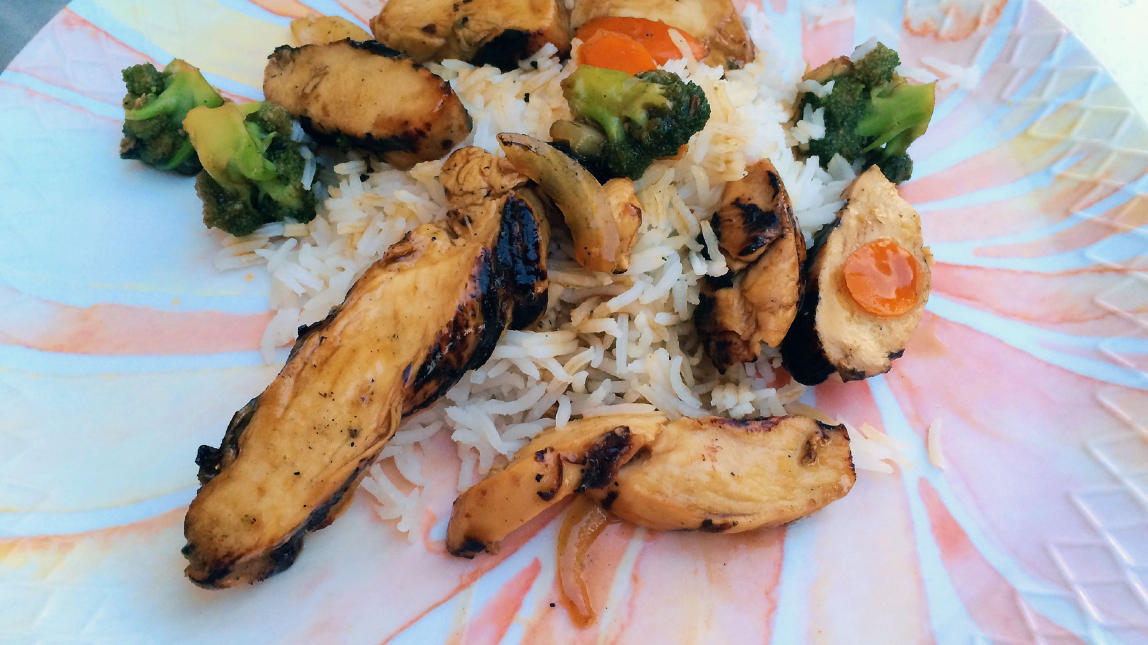 What does this dish have to do with Albuquerque? Absolutely nothing—except the inspiration came from a teriyaki bowl I fell in love with while living there. With juicy chicken, fresh veggies, and proper technique, this recipe is proof that simple can be spectacular.